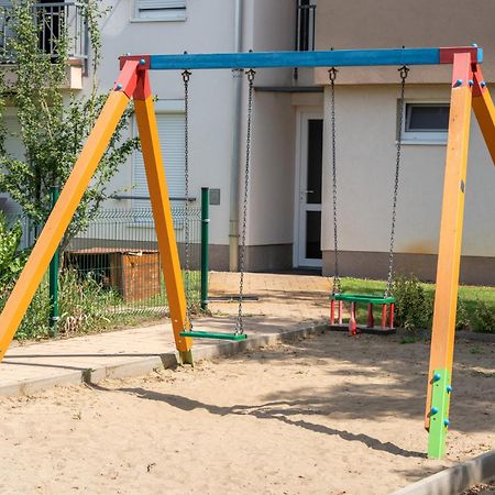 Solaris Apartman&Resort Cserkeszolo Exterior photo